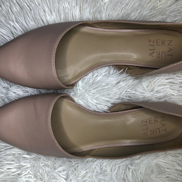 Flats - Picture 3 of 4